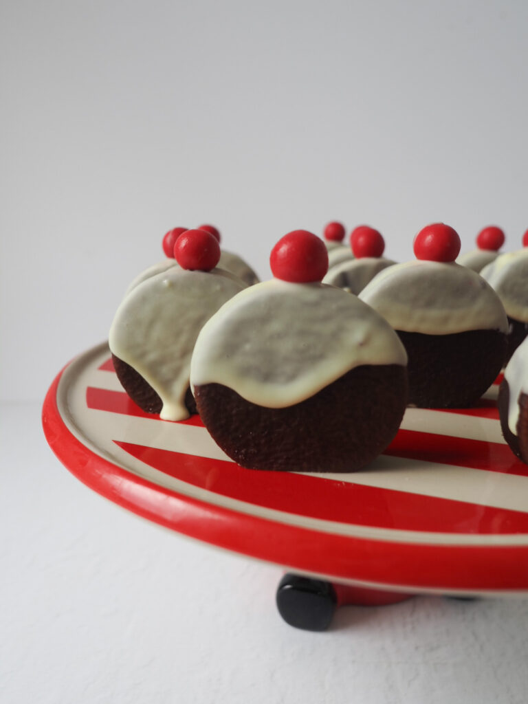 Chocolate Christmas Puddings