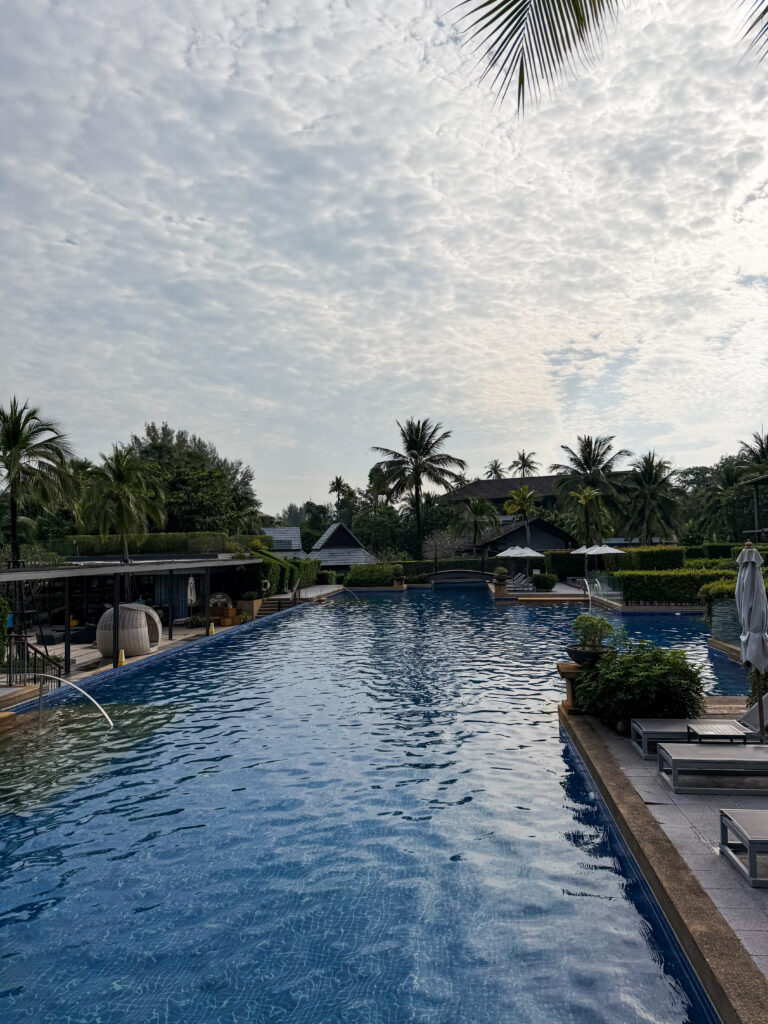 Phuket Marriott Resort and Spa Nai Yang Beach - pool

