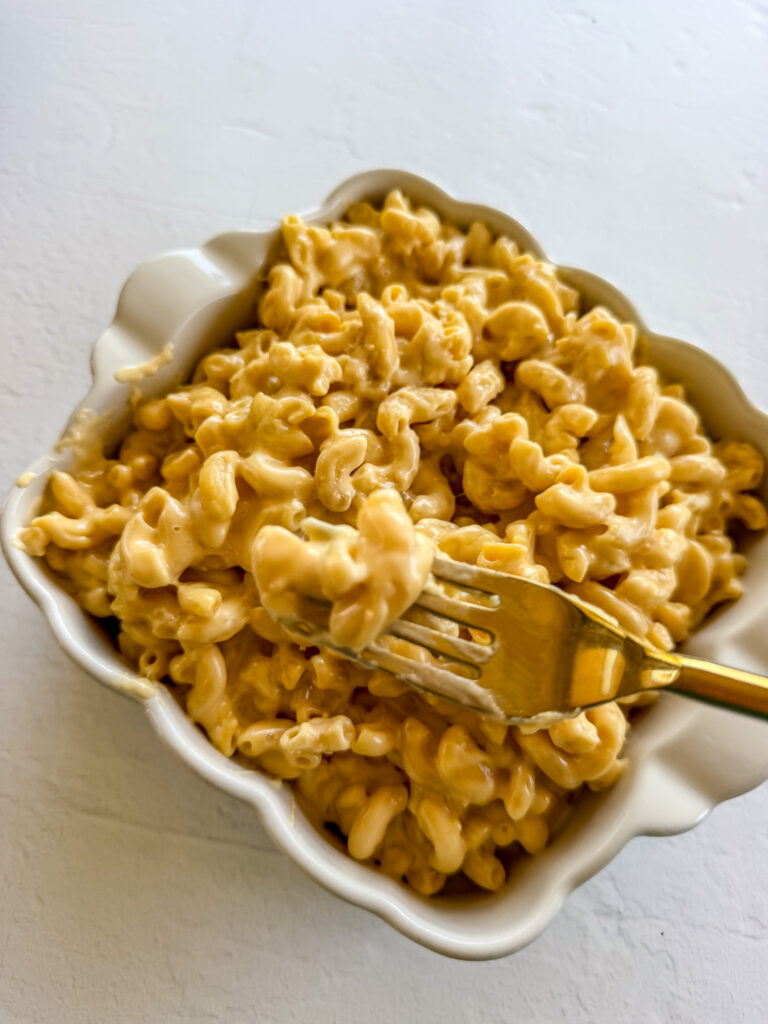 Slow cooker mac and cheese 